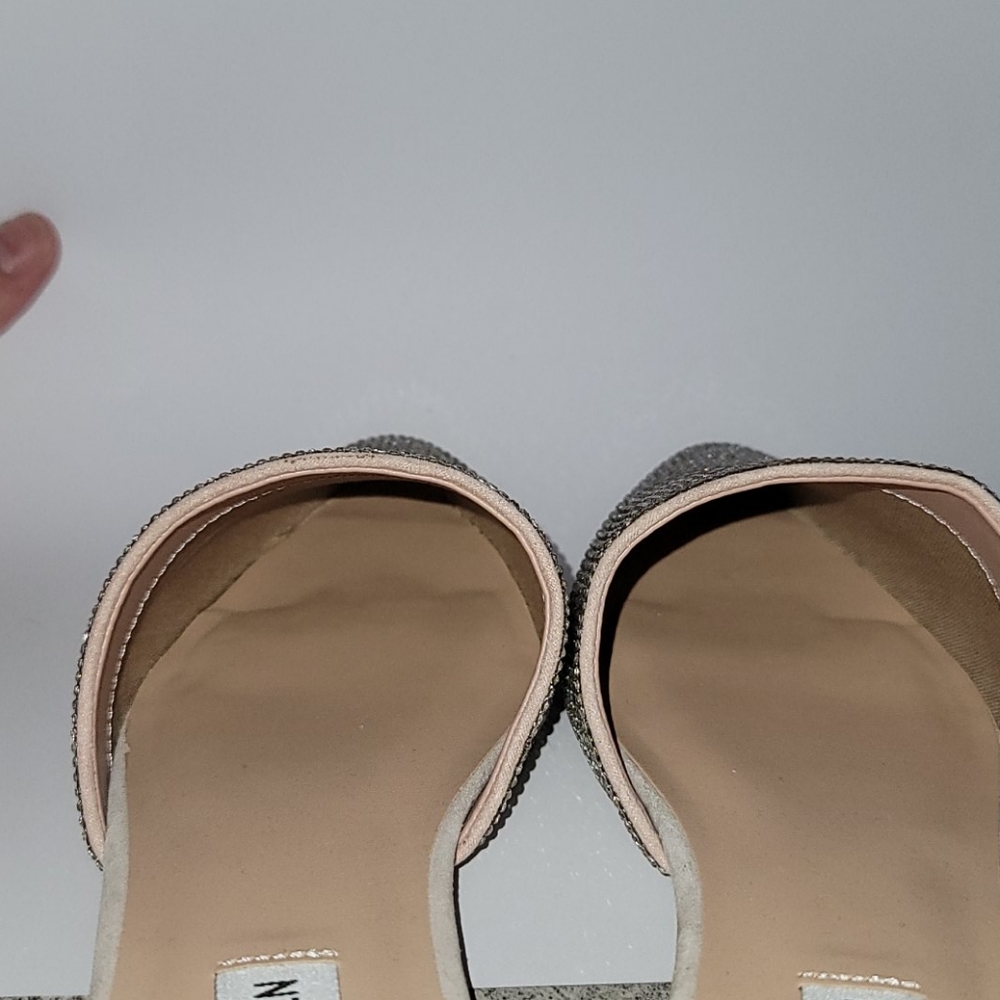 Shoes - Picture 5 of 6